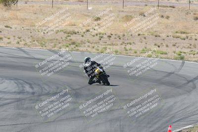 media/Apr-20-2025-AHRMA (Sun) [[393a79c373]]/Race/Group 11 early race/Turn 4b/